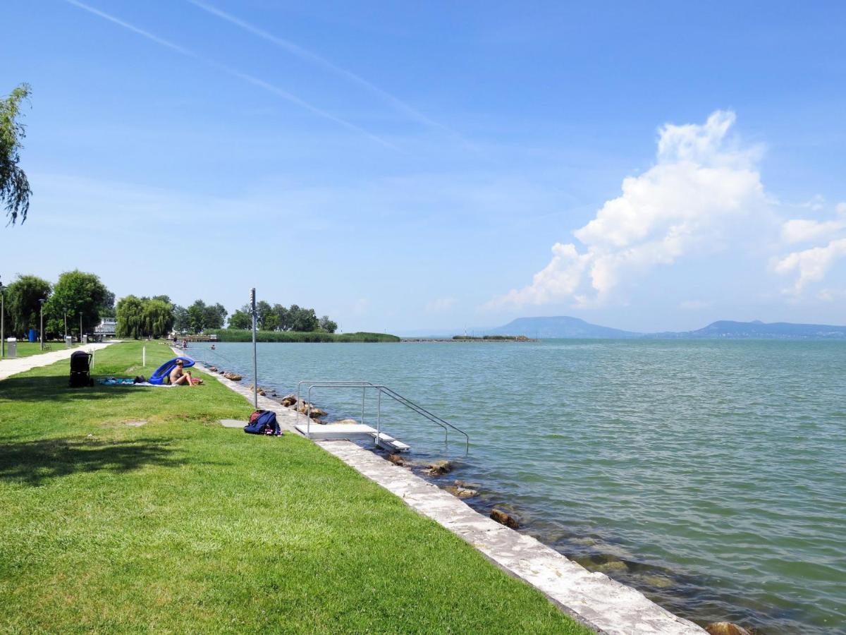 Holiday Home Bercsenyi By Interhome Balatonboglar Exterior photo